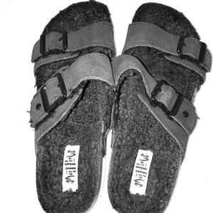 Mad love fuzzy Sandals!